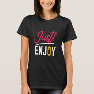 Camiseta Apenas Aproveite A Cerveja