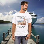 Camiseta Apenas aqui para o navio de cruzeiro Buffet<br><div class="desc">Este design pode ser personalizado na área fornecida pela alteração da foto e/ou do texto. Ou pode ser personalizado clicando em Personalizar este Modelo e, em seguida, escolhendo o clique para personalizar mais a opção e excluir ou alterar a cor do plano de fundo, adicionar texto, alterar a cor ou...</div>