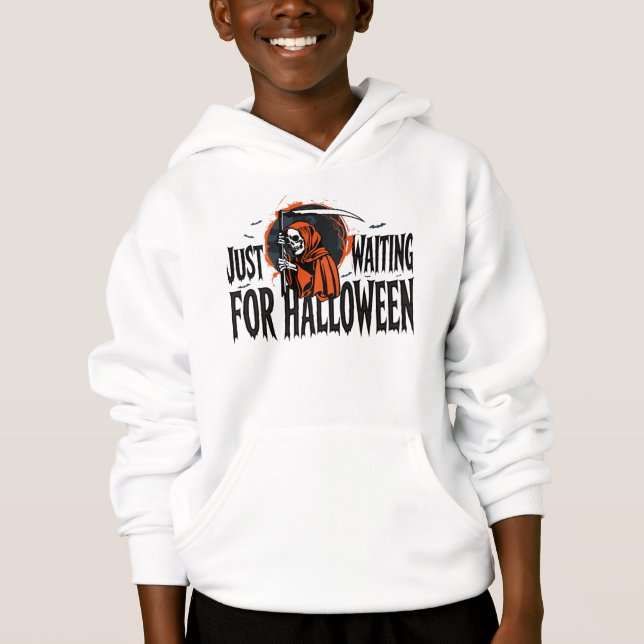 CAMISETA APENAS ESPERANDO O HALLOWEEN (Frente)