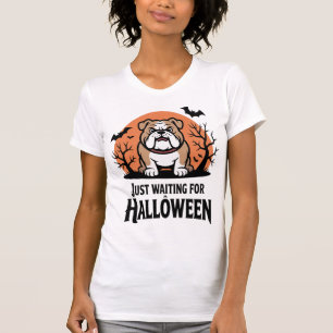 Camiseta Apenas Esperando pelo Cachorro do Halloween