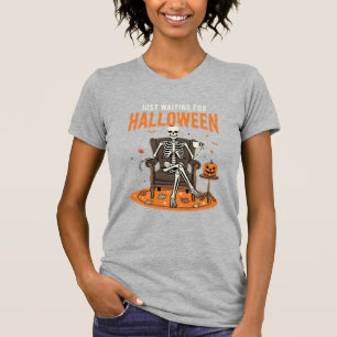 Camiseta Apenas Esperando Pelo Design de Esqueleto de Hallo