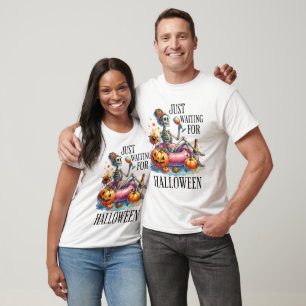 Camiseta Apenas Esperando Pelo Halloween - Halloween
