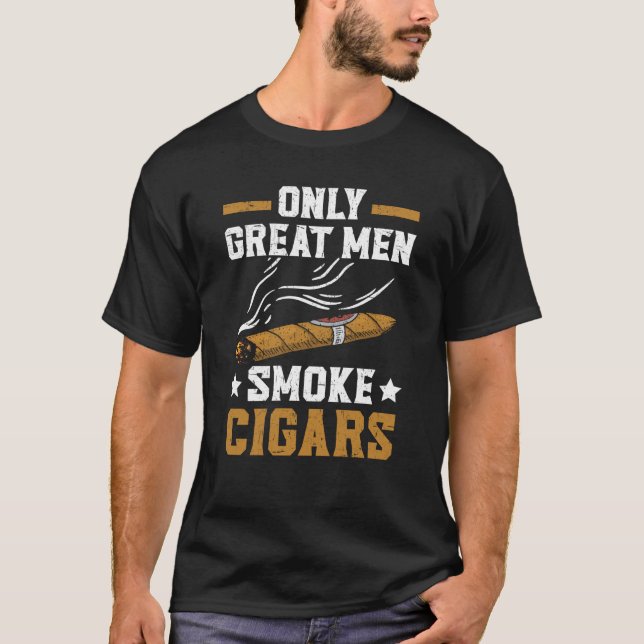 Camiseta Apenas Excelentes Cigarro Cigarro Cigarro Cigarro  (Frente)