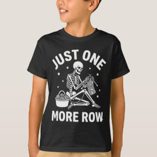 Camiseta Apenas Mais Uma Fileira Esqueleto Crochê - Engraça