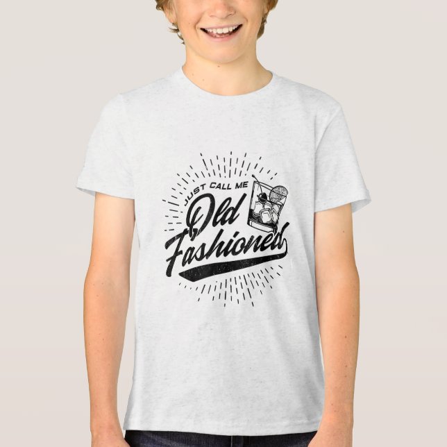 Camiseta Apenas Me Chame De Antiga Moda _1 (Frente)