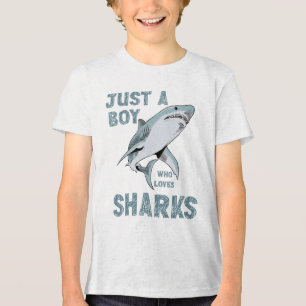 Camiseta Apenas um garoto que ama o Shark Lover