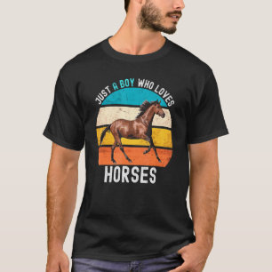 Camiseta Apenas Um Menino Que Ama Cavalos Retro Cavalo Vint