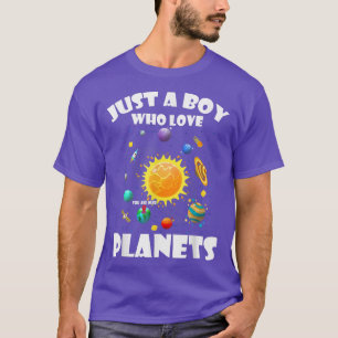 Camiseta Apenas Um Menino Que Ama Planetas E Espaço Solar D