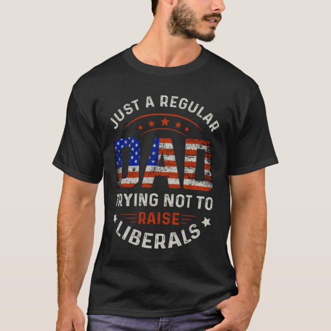 Camiseta Apenas Um Pai Regular Tentando Não Levantar Libera (Frente)