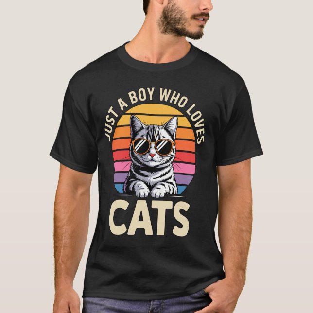Camiseta Apenas um Rapaz que Ama Gatos (Frente)