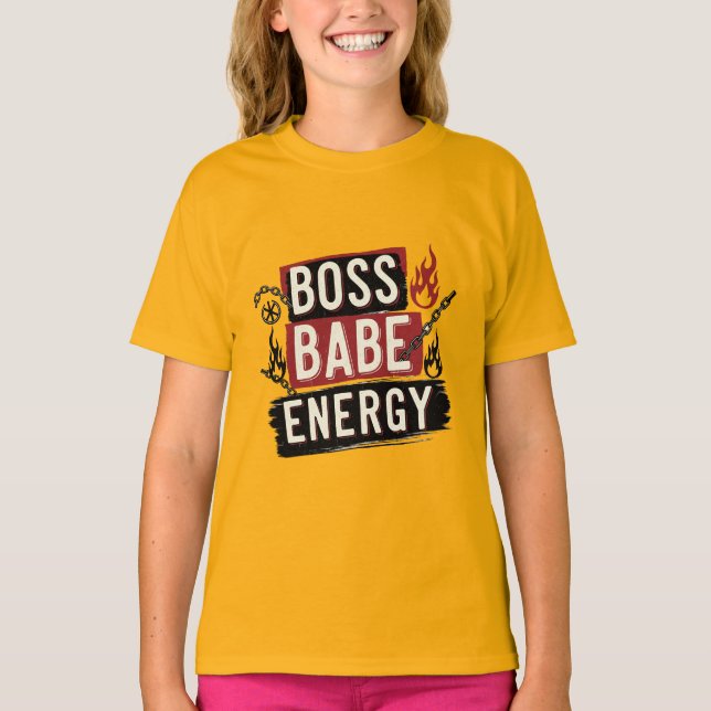 Camiseta Apenas uma Adolescente com Energia de Chefe Babe (Frente)