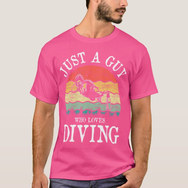 Camiseta Apenas Uma Cara Que Adora Mergulhar (Frente)