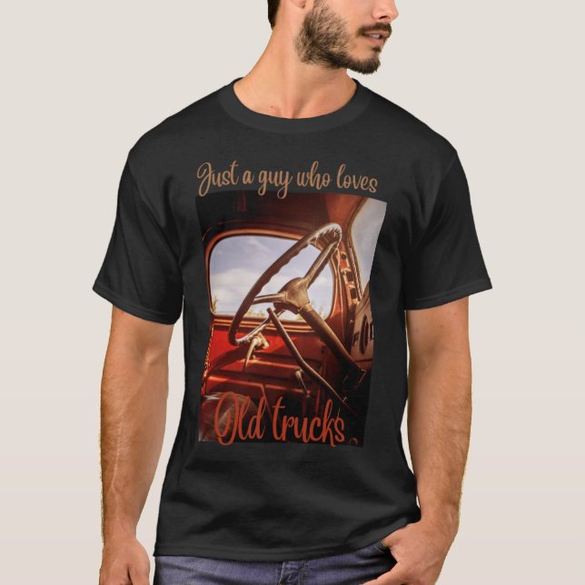 Camiseta Apenas uma Cara que ama a ideia de presente do vel (Frente)