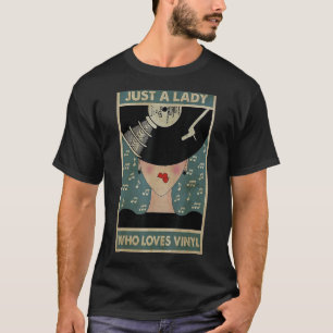 Camiseta Apenas Uma Dama Que Ama Vinil
