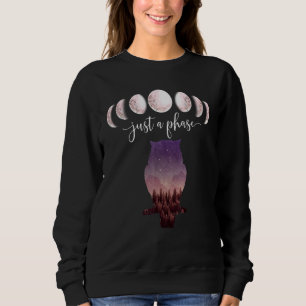 Camiseta Apenas Uma Fase Fases Da Lua Coruja Noturna Roxa F