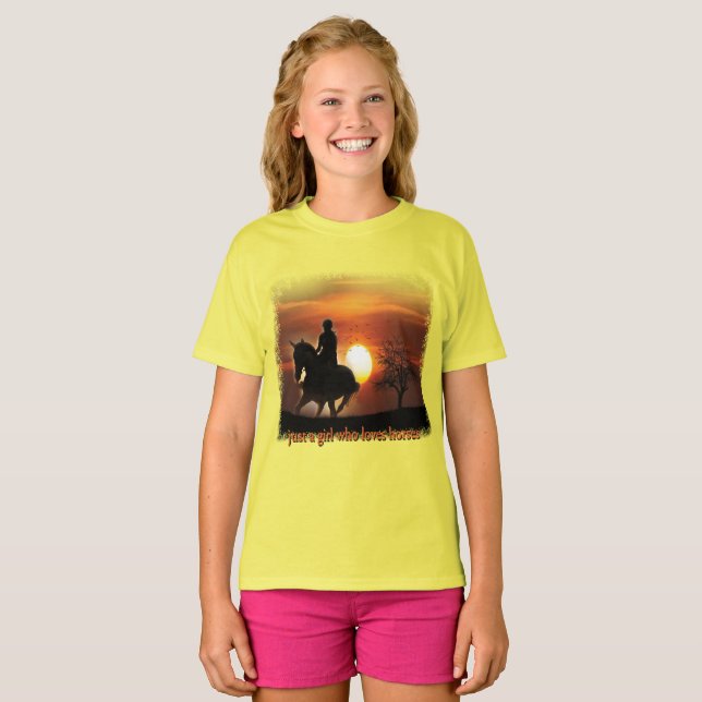 Camiseta apenas uma garota que ama cavalos (Frente Completa)