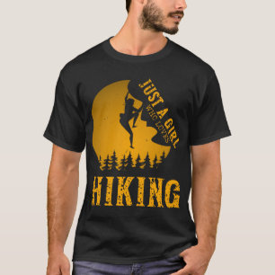 Camiseta Apenas uma garota que ama família de caminhada