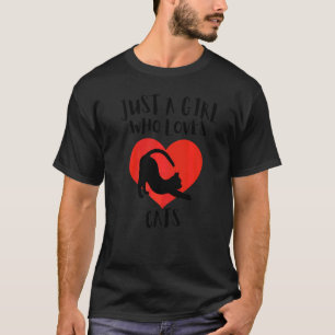 Camiseta Apenas Uma Garota Que Ama Gatos Preto Gato Fofo Br