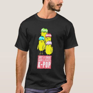 Camiseta Apenas Uma Garota Que Ama K-Pop Mulheres Fofas Gar