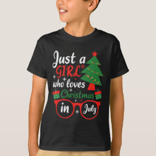 Camiseta Apenas Uma Garota Que Ama O Natal Em Julho