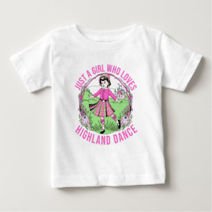 Camiseta Apenas uma garota que ama o presente da Highland D