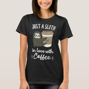 Camiseta Apenas Uma Lama Apaixonada Por Café