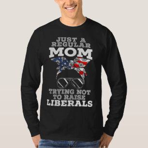 Camiseta Apenas Uma Mãe Normal Tentando Não Levantar Libera