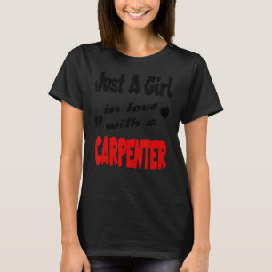 Camiseta Apenas Uma Menina Apaixonada Por Um Carpinteiro