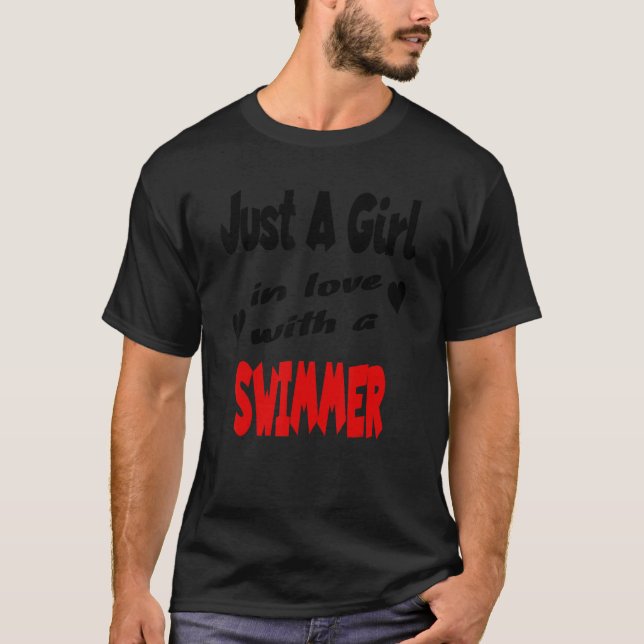 Camiseta Apenas Uma Menina Apaixonada Por Um Nadador (Frente)