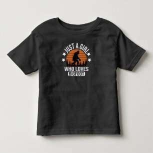 Camiseta Apenas Uma Menina Que Ama Bigfoot Sasquatch Engraç