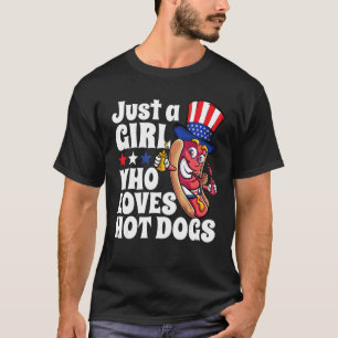 Camiseta Apenas Uma Menina Que Ama Cachorros Quentes Usa Ca