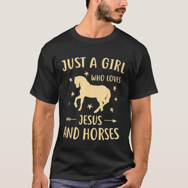 Camiseta Apenas Uma Menina Que Ama Jesus E Cavalos (Frente)