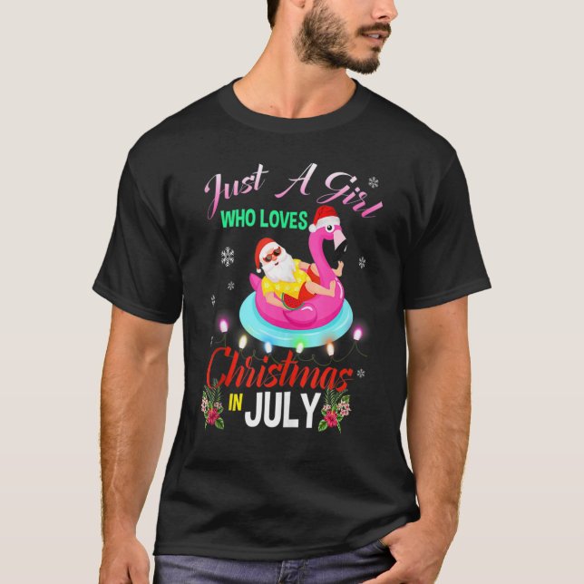 Camiseta Apenas Uma Menina Que Ama O Natal Em Julho Sata Fl (Frente)