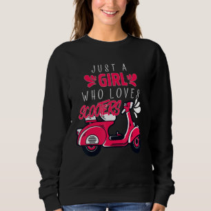 Camiseta Apenas Uma Menina Que Ama O Patinete Moped Patinet