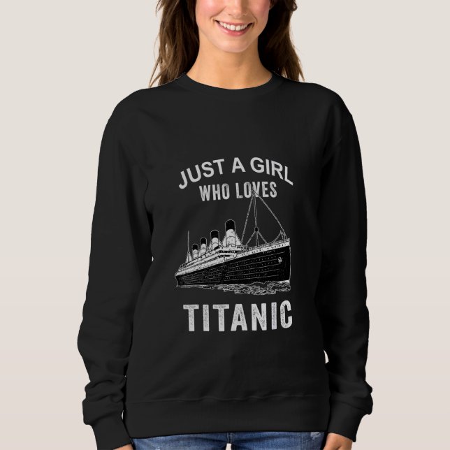 Camiseta Apenas Uma Menina Que Ama Titanic Nave Clássica (Frente)