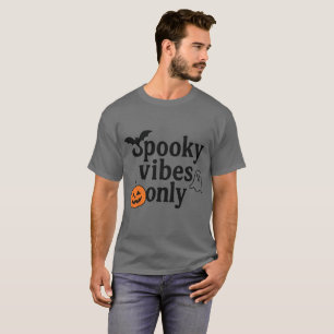 Camiseta Apenas Vibes Spooky 🎃 Design de Vinheta Hallowe