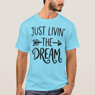 Camiseta Apenas Vivendo o Sonho Tipografia Vintage Estética