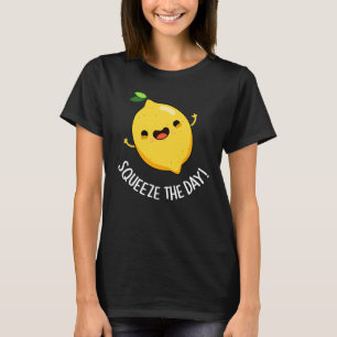 Camiseta Aperte O Dia Engraçado Lemon Pun Dark BG
