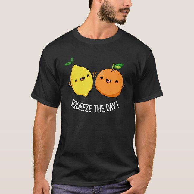 Camiseta Aperte O Dia Positivo Da Fruta Pun Dark BG (Frente)