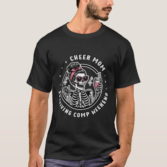 Camiseta Aplaudir Mãe Sobrevivendo ao Fim de Semana de Comp (Frente)