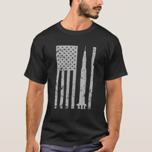 Camiseta Apollo 11 Saturn V Rocket Vintage Flag Space Astro