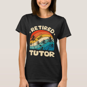 Camiseta Aposentação Da Vintagem Do Tutor Retro Aposentado