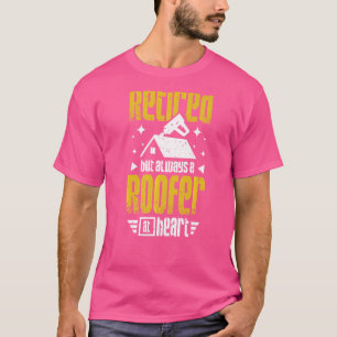 Camiseta Aposentado Mas Sempre Um Operário De Telhados No C