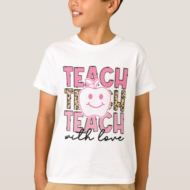Camiseta Apreciação de Professor Leopardo Ensine Com Amor E (Frente)