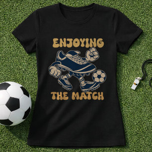 Camiseta Apreciando a Partida de Futebol Engraçado Arte de 