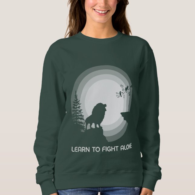 Camiseta Aprenda a Lutar Sozinho – Leão Sob a Luz da Lua (Frente)