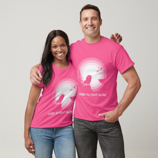Camiseta Aprenda a Lutar Sozinho – Leão sob Luz da Lua (Unissex)