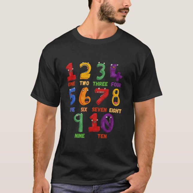 Camiseta Aprendendo a Matemática Contando Engraçado de Volt (Frente)