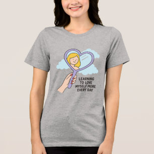 Camiseta Aprendendo a me amar - Ilustração do Espelho do Co