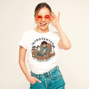 Camiseta "Apresentado mas disposto a discutir gatos" Engraç